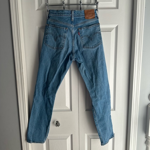 Levi’s wedgie jeans - Picture 2 of 4